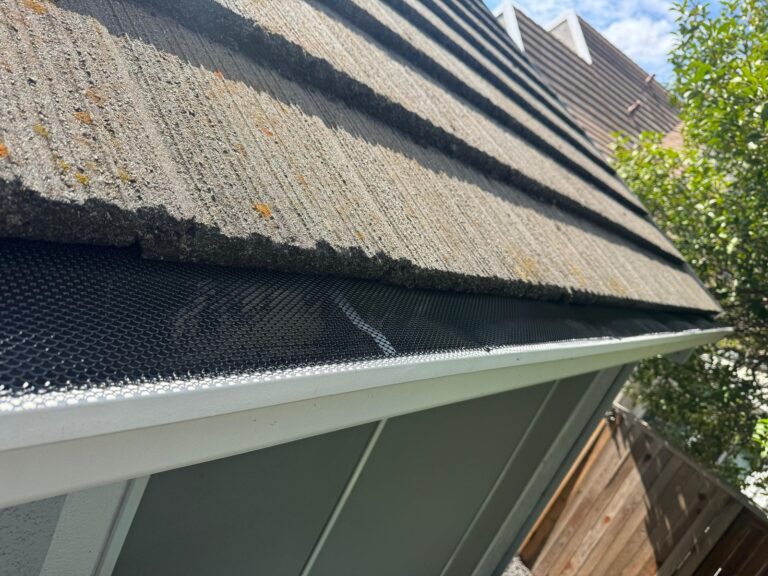 Gutter Service in Granite Bay