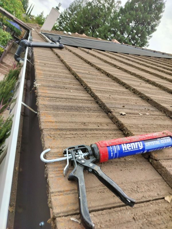 Gutter installation from top view